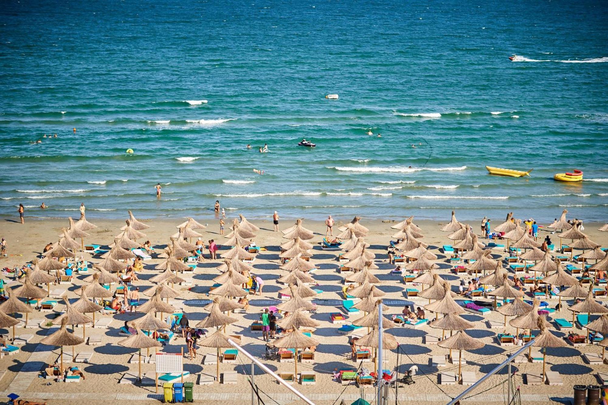 Rusty Sands Apt Spa N Pools Beach Resort Năvodari Εξωτερικό φωτογραφία