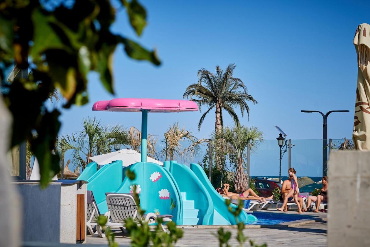 Rusty Sands Apt Spa N Pools Beach Resort Năvodari Εξωτερικό φωτογραφία
